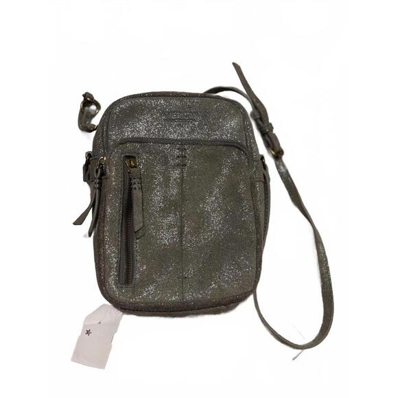 Handbags - LIKE NEW American Leather Co Shimmery Gunmetal Crossbody Bag